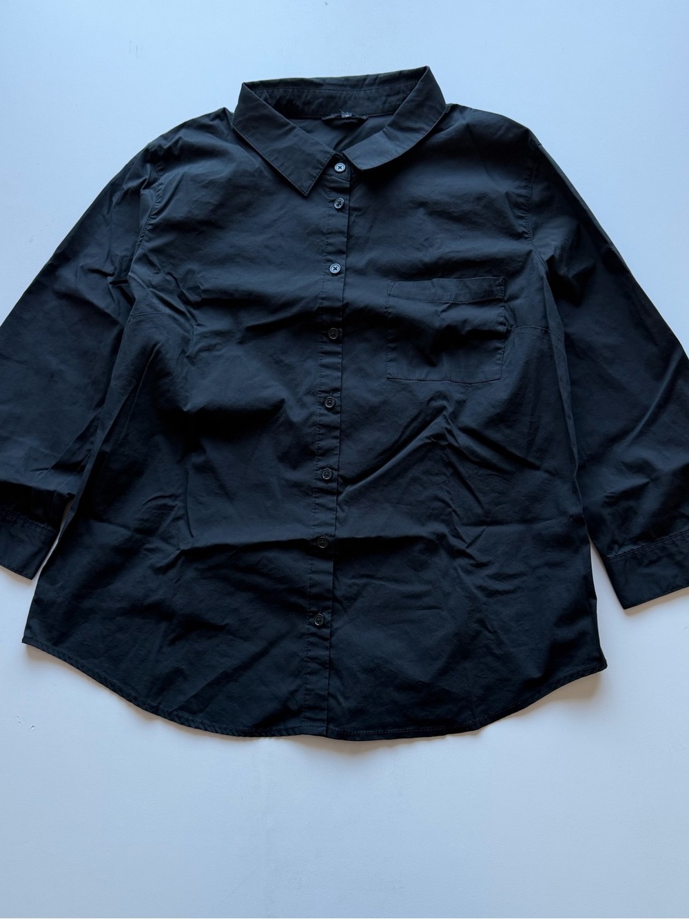 Men's Casual Black Button-Down Shirt with Chest Pocket